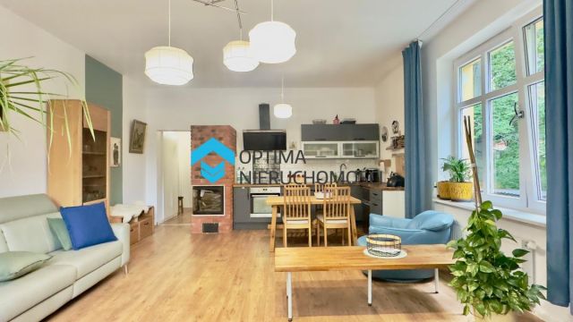 Mieszkanie 3-pokojowe Jelenia Góra Centrum, ul. Józefa Chełmońskiego. Zdjęcie 2
