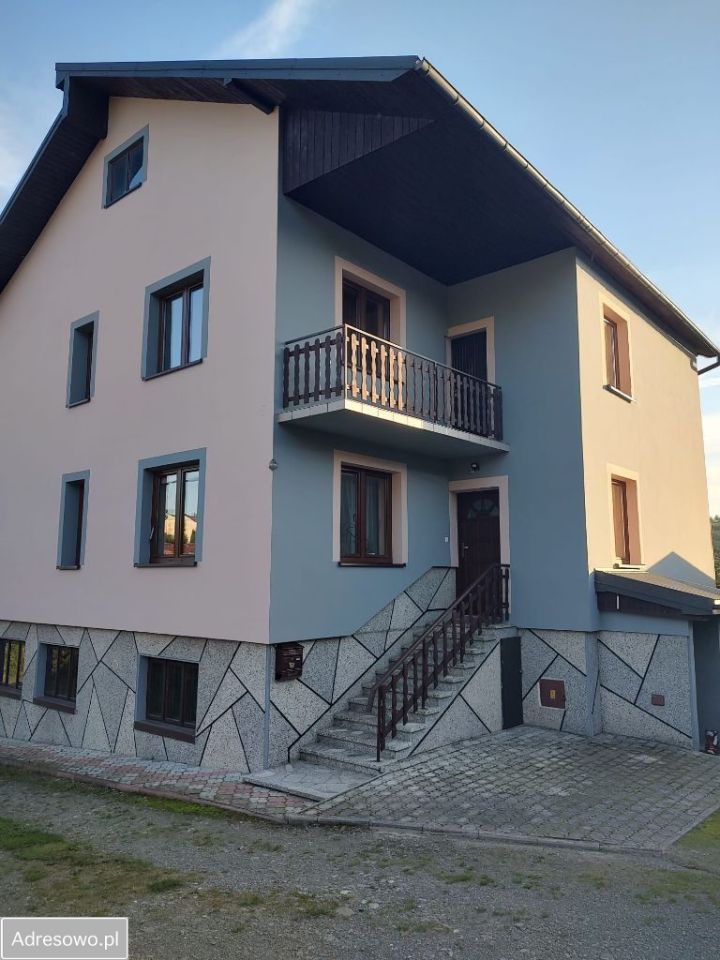 dom wolnostojący, 7 pokoi Brzezna. Zdjęcie 2