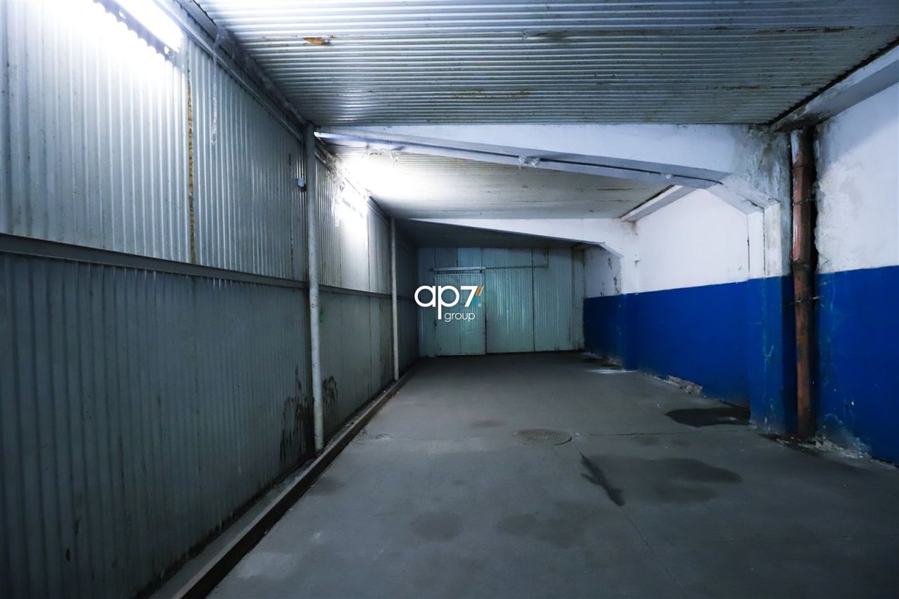 Hala/magazyn Kraków Podgórze. Zdjęcie 4