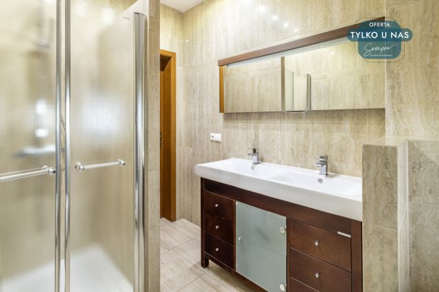 dom wolnostojący, 5 pokoi Wieluń, ul. Lipowa. Zdjęcie 3