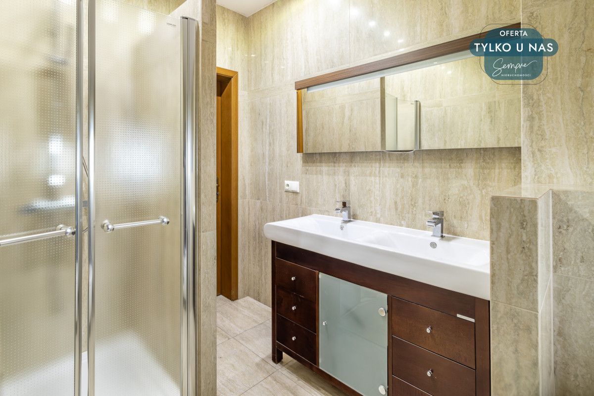 dom wolnostojący, 5 pokoi Wieluń, ul. Lipowa. Zdjęcie 3