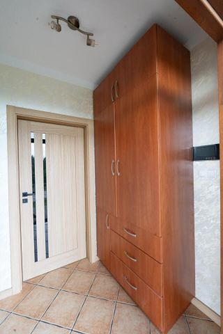 dom wolnostojący, 6 pokoi Wikielec. Zdjęcie 9