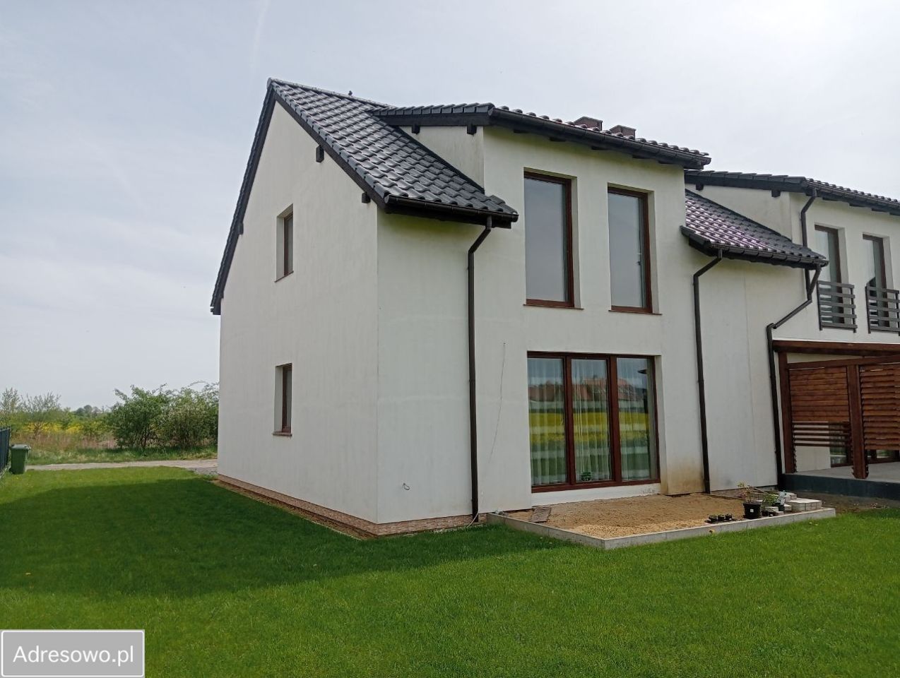 bliźniak, 5 pokoi Lutynia. Zdjęcie 2