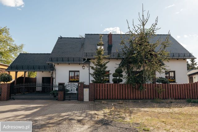 dom wolnostojący, 5 pokoi Leszno, ul. Święciechowska. Zdjęcie 1