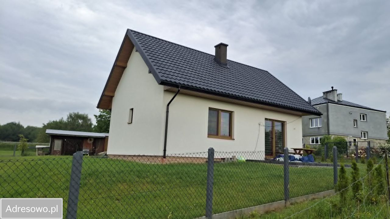 dom wolnostojący, 3 pokoje Wola Rafałowska. Zdjęcie 2