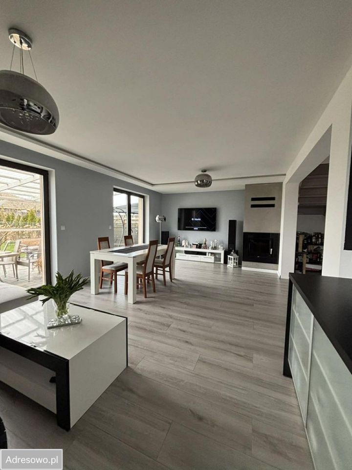 bliźniak, 4 pokoje Strzeżenice. Zdjęcie 15