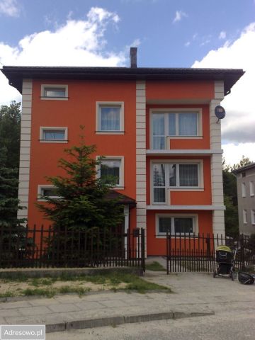 dom wolnostojący, 5 pokoi Wolbrom, os. Łukasińskiego. Zdjęcie 1