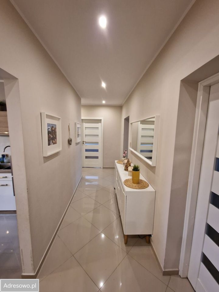 Mieszkanie 3-pokojowe Katowice Kostuchna, ul. Tadeusza Boya-Żeleńskiego. Zdjęcie 5