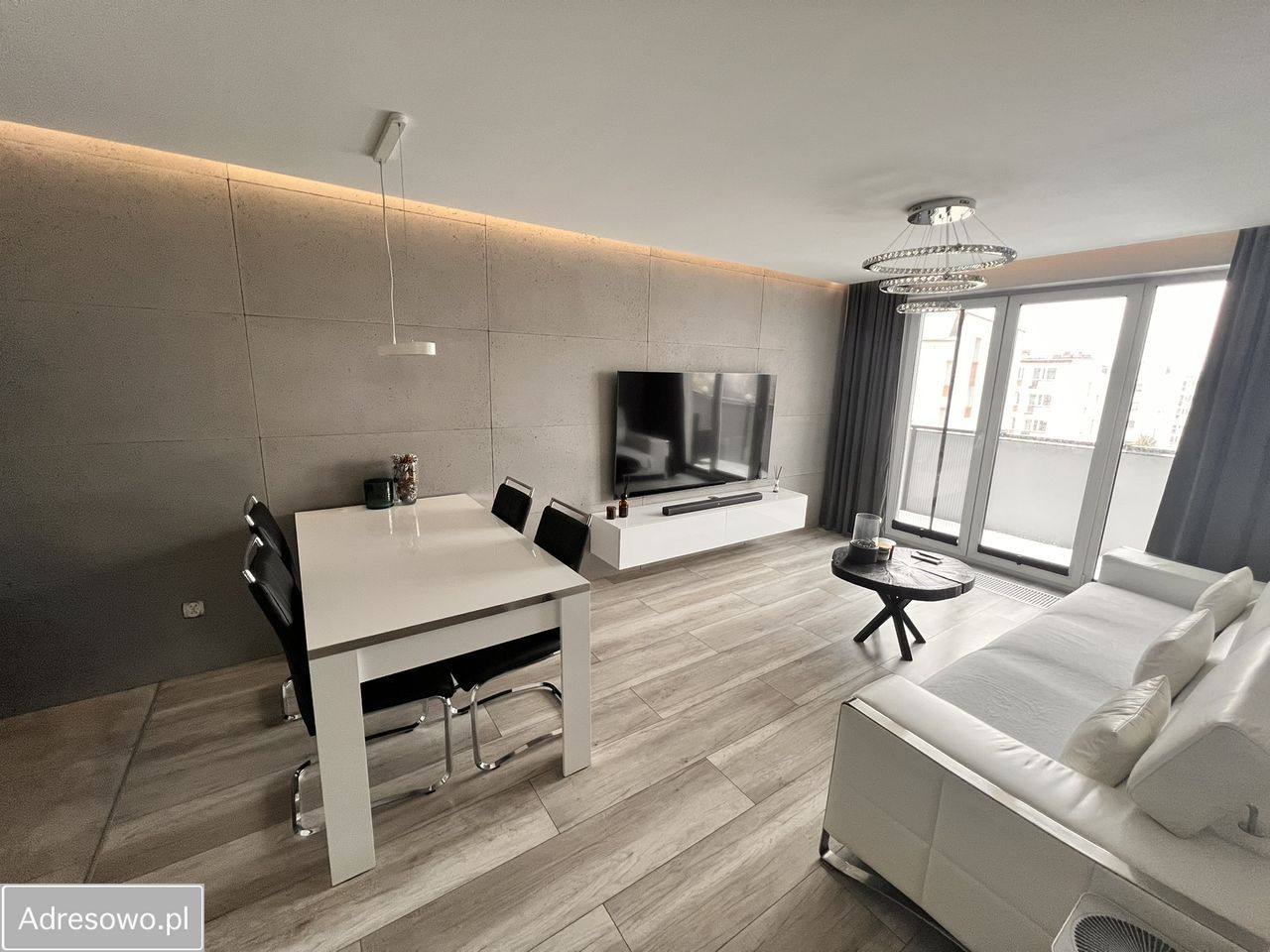 Mieszkanie 3-pokojowe Szczecinek, ul. Moniuszki. Zdjęcie 1