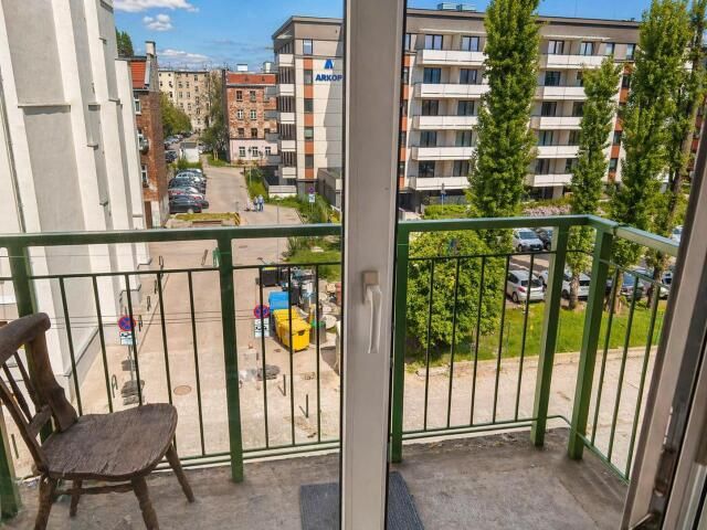 Mieszkanie 3-pokojowe Wrocław Krzyki, ul. Komuny Paryskiej. Zdjęcie 2
