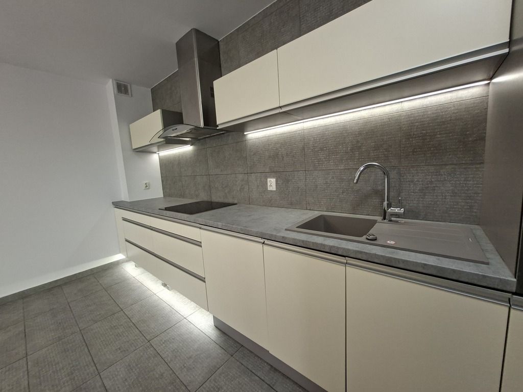 Mieszkanie 2-pokojowe Bezrzecze, ul. Dolina Słońca. Zdjęcie 3