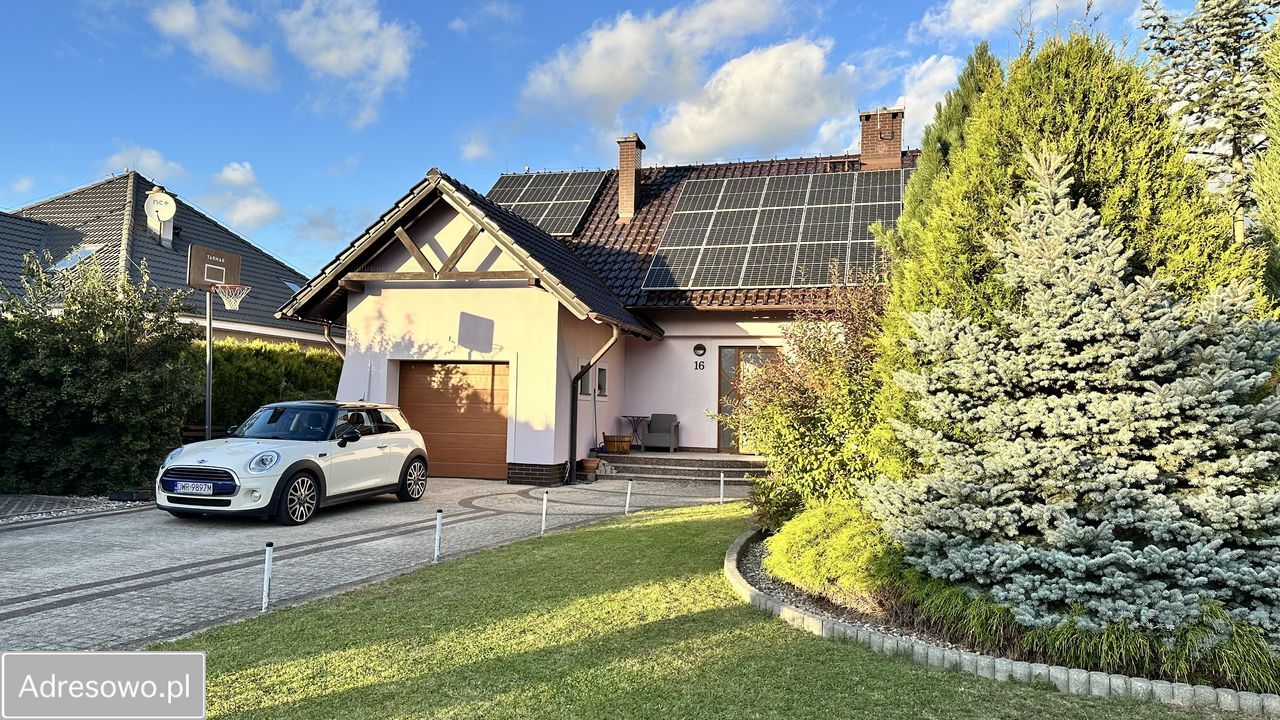 dom wolnostojący, 5 pokoi Byków, ul. Osiedlowa