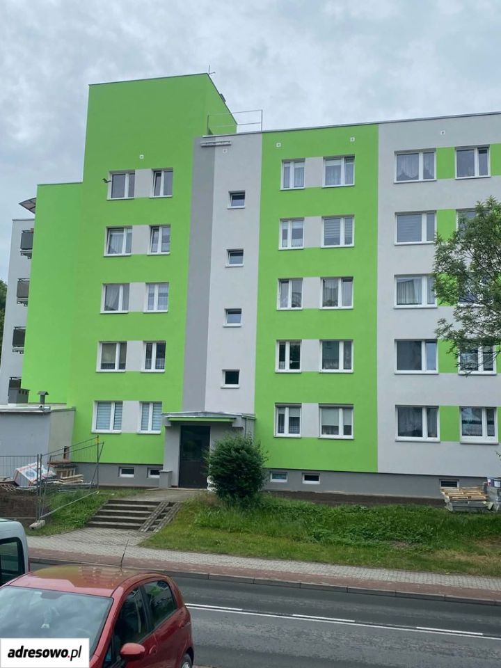 Mieszkanie 3-pokojowe Prudnik, ul. ks. Skowrońskiego. Zdjęcie 1