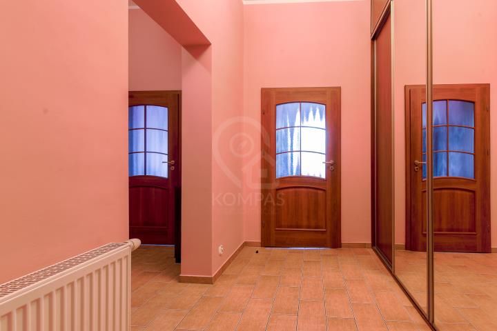 Lokal Wrocław, pl. Powstańców Wielkopolskich. Zdjęcie 9