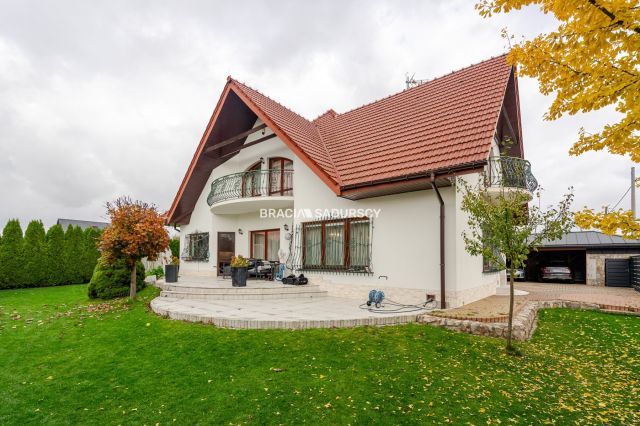 dom wolnostojący, 7 pokoi Modlniczka. Zdjęcie 2