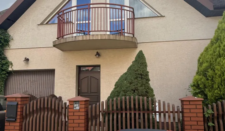 dom wolnostojący, 5 pokoi Warszawa Wawer, ul. Wał Miedzeszyński