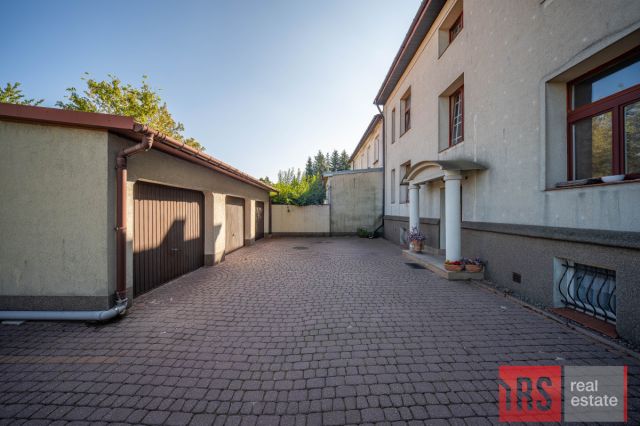 bliźniak, 12 pokoi Warszawa Włochy, ul. ks. Juliana Chrościckiego. Zdjęcie 19