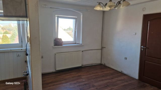 Mieszkanie 4-pokojowe Żerniki Wrocławskie, ul. Kolejowa. Zdjęcie 1