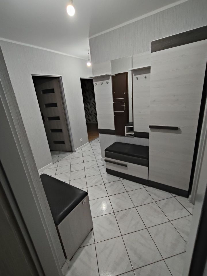 Mieszkanie 3-pokojowe Trzemeszno. Zdjęcie 3