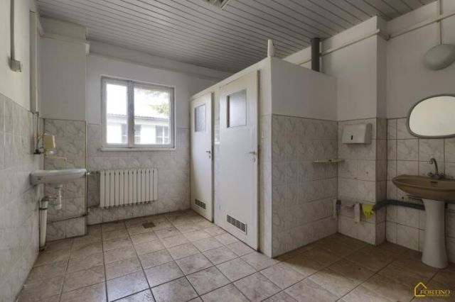 Hala/magazyn Radom, ul. św. Wacława. Zdjęcie 7