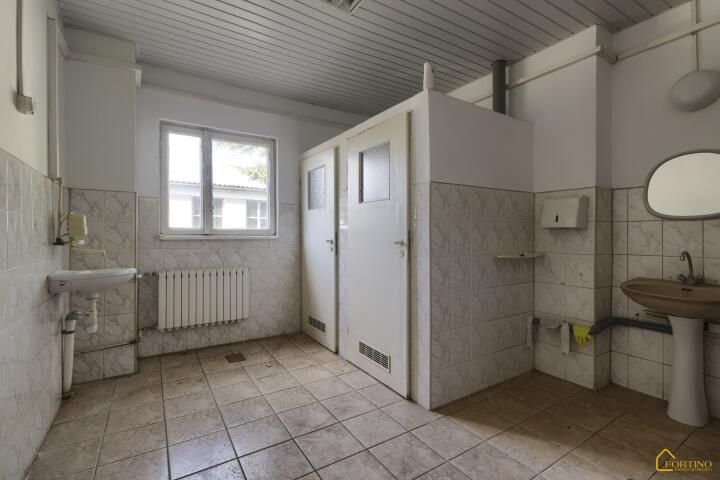Hala/magazyn Radom, ul. św. Wacława. Zdjęcie 7