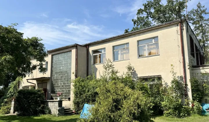 Nieruchomość komercyjna Podłężyce