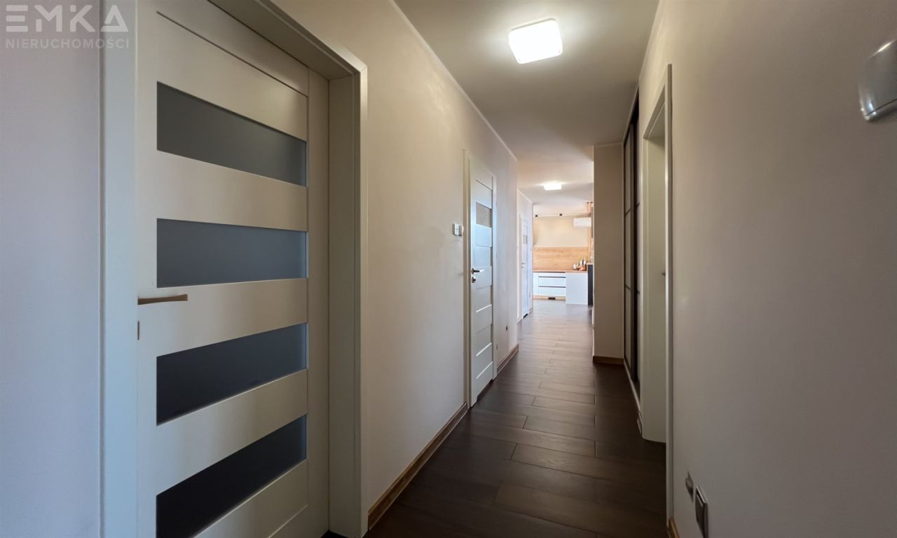 dom wolnostojący, 4 pokoje Podole. Zdjęcie 24