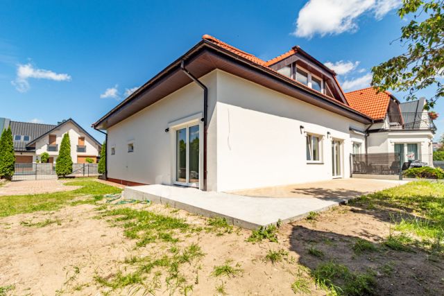 bliźniak, 5 pokoi Wejherowo Śmiechowo, ul. Otylii Szczukowskiej. Zdjęcie 3