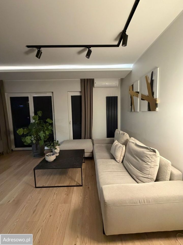 Mieszkanie 4-pokojowe Wrocław Muchobór Wielki. Zdjęcie 1