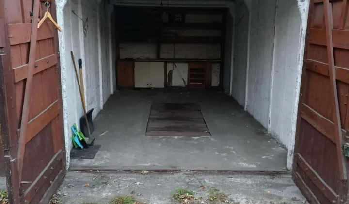 Garaż/miejsce parkingowe Łódź Górna, Astronautów