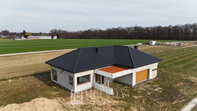 dom wolnostojący, 4 pokoje Radawczyk-Kolonia Pierwsza. Zdjęcie 2