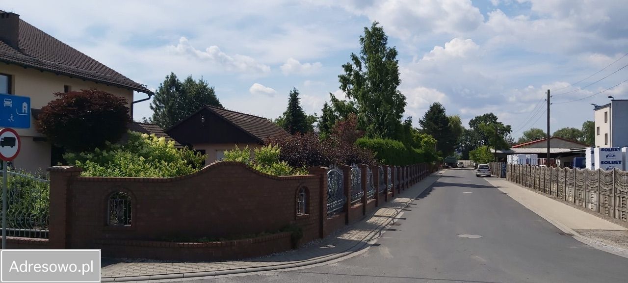 dom wolnostojący, 10 pokoi Jelcz-Laskowice, ul. Polna. Zdjęcie 3