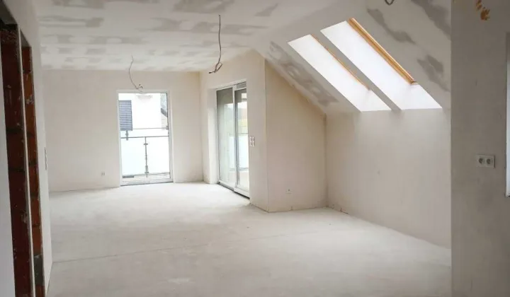 Mieszkanie 4-pokojowe Chrząstowice, ul. Dworcowa