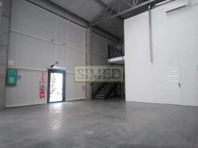 Lokal Dębe Wielkie. Zdjęcie 6