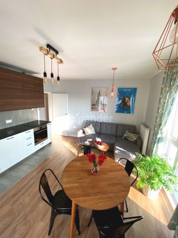 Mieszkanie 3-pokojowe Warszawa Praga-Południe, ul. Grochowska. Zdjęcie 1