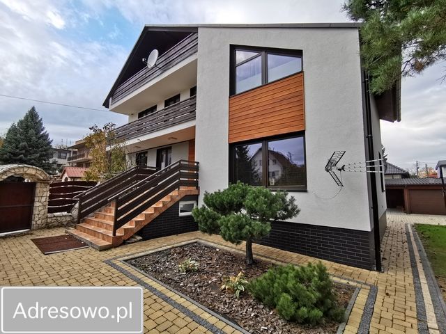 dom wolnostojący, 7 pokoi Kraków Jugowice, ul. gen. Antoniego Szyllinga