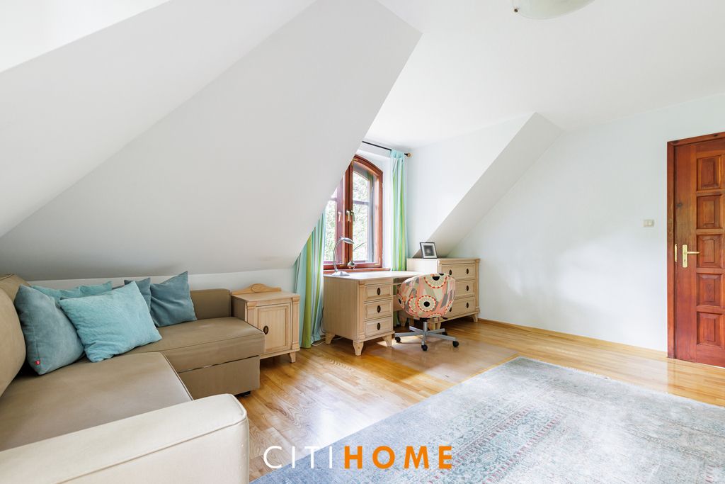 dom wolnostojący, 5 pokoi Józefów. Zdjęcie 12