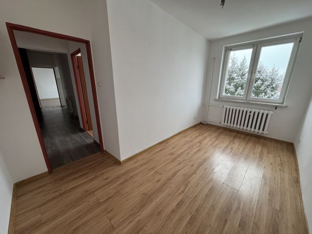 Mieszkanie 3-pokojowe Kłodzko, ul. Objazdowa. Zdjęcie 4