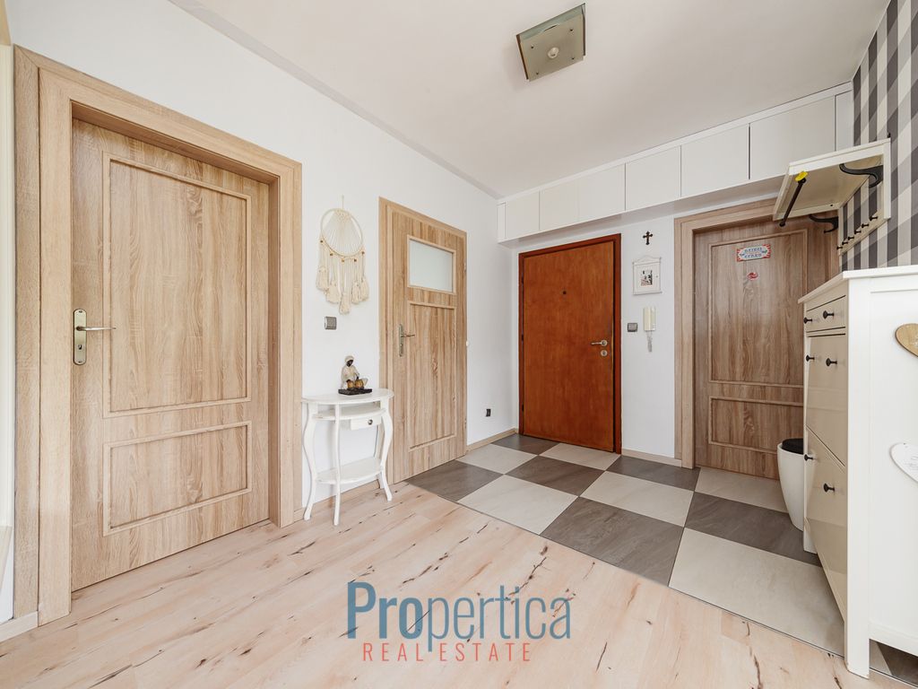 Mieszkanie 4-pokojowe Warszawa Włochy, ul. Czereśniowa. Zdjęcie 11