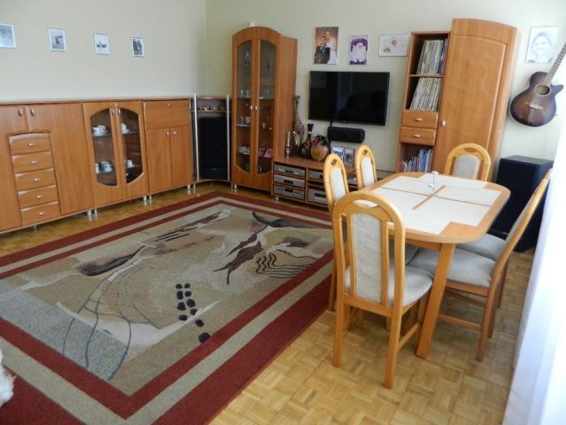 Mieszkanie 3-pokojowe Kutno, ul. Stefana Batorego. Zdjęcie 1