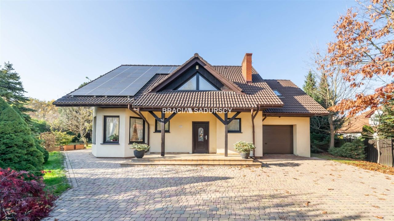 dom wolnostojący, 6 pokoi Węgrzce Wielkie