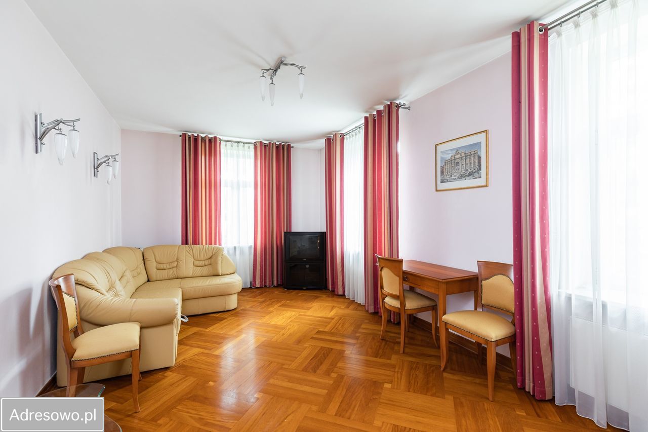 dom wolnostojący, 7 pokoi Izabelin C, ul. Jana Karola Chodkiewicza. Zdjęcie 4