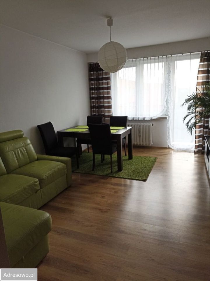 Mieszkanie 3-pokojowe Łódź Retkinia, ul. Komandorska. Zdjęcie 1