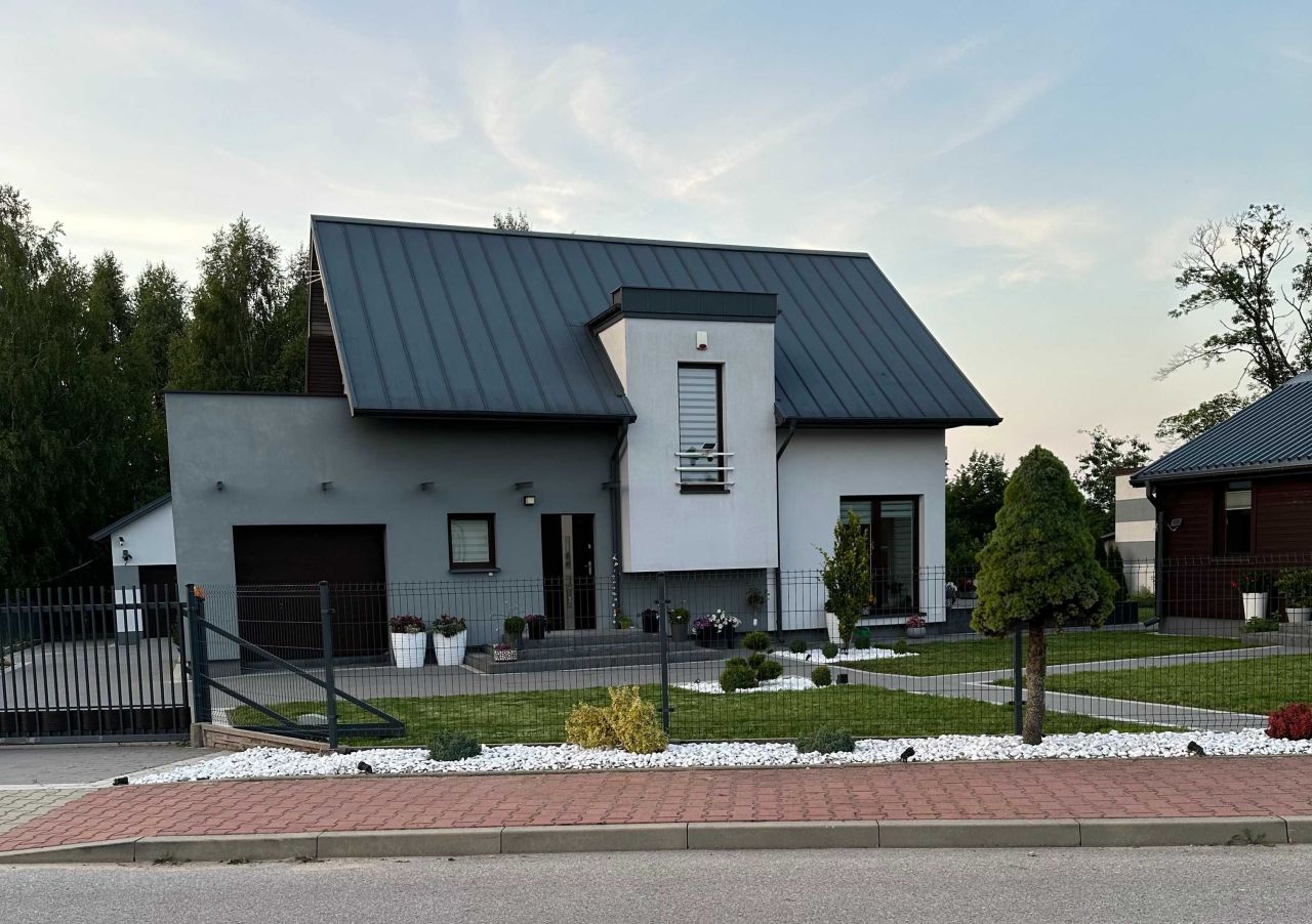 dom wolnostojący Fałków