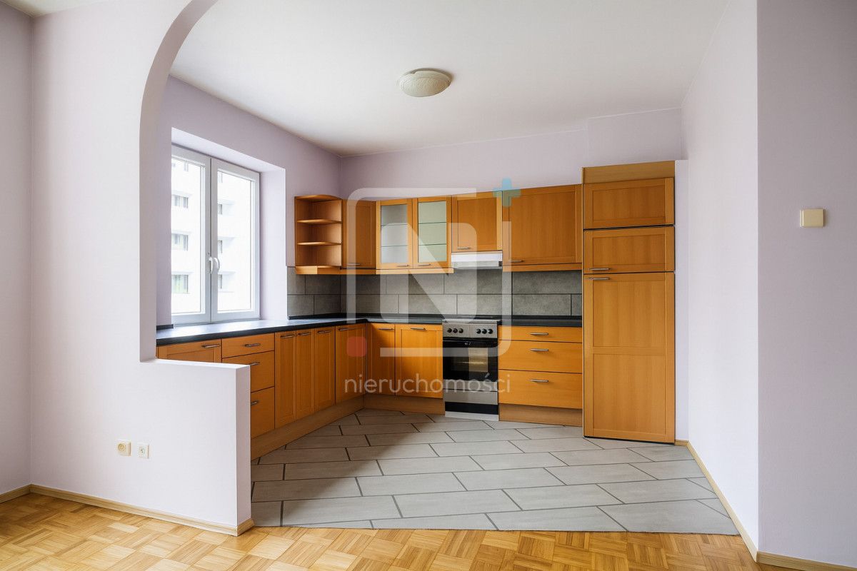 Mieszkanie 3-pokojowe Warszawa Praga-Południe, ul. kard. Aleksandra Kakowskiego. Zdjęcie 4