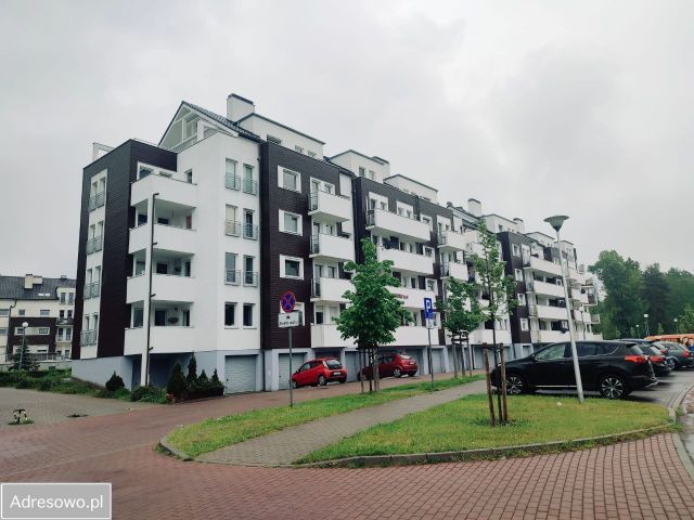 Mieszkanie 3-pokojowe Zielona Góra, ul. Modrzewiowa. Zdjęcie 1