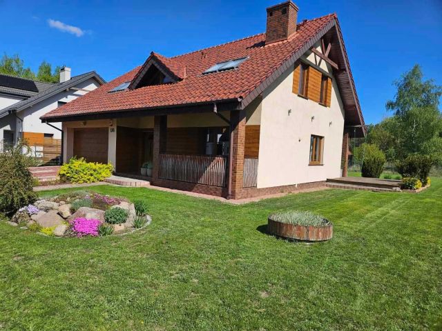 dom wolnostojący Dywity. Zdjęcie 1