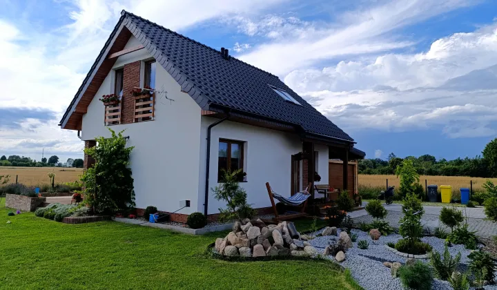 dom wolnostojący, 4 pokoje Zębowo