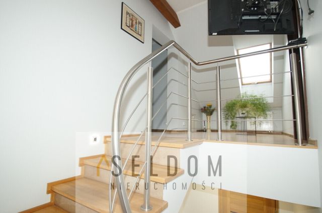 dom wolnostojący, 5 pokoi Mysłakowice. Zdjęcie 12