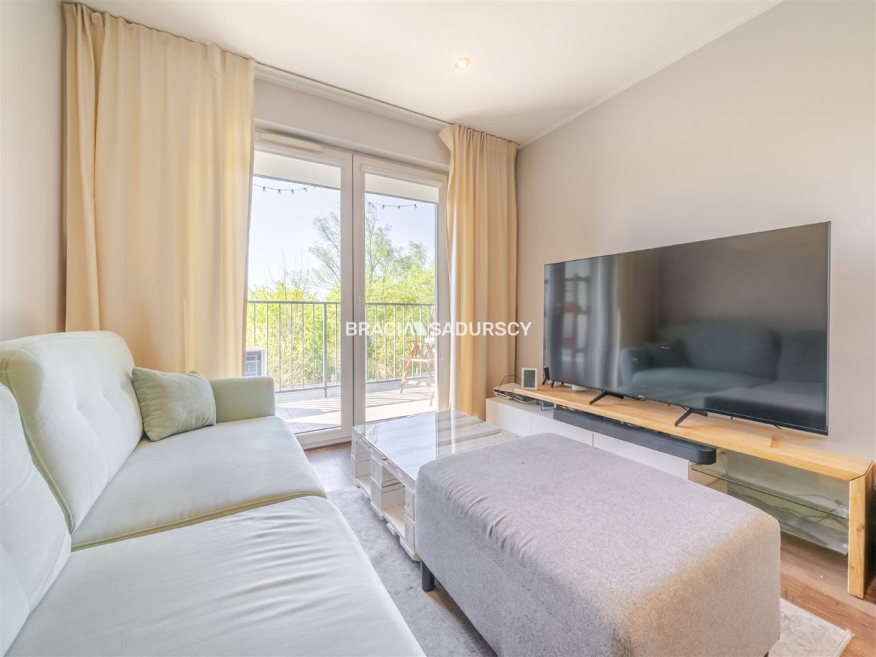 Mieszkanie 3-pokojowe Kraków Dębniki, ul. Anny Szwed-Śniadowskiej. Zdjęcie 4